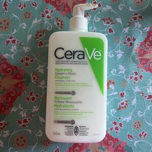 Cerave Hydrating Cream to Foam Cleanser